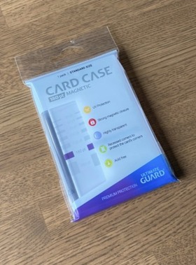 UG MAGNETIC CARD CASE 180pt